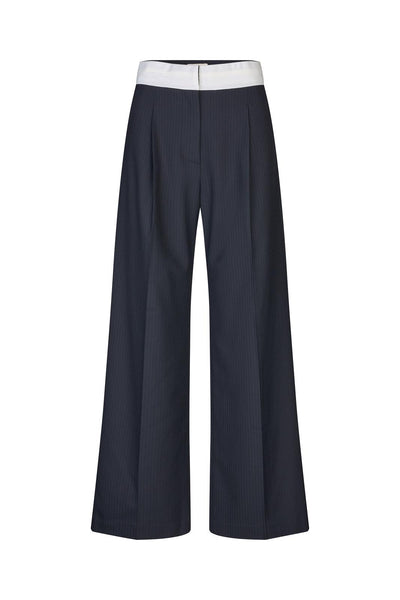 Baum und Pferdgarten Broek Neyat