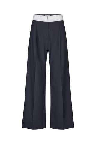 Baum und Pferdgarten Broek Neyat