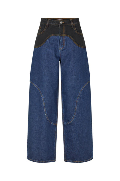 Baum und Pferdgarten Broek Napolen